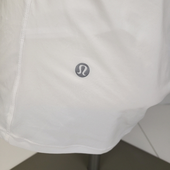 Lululemon Shear Lightness Tank White Strappy Ultra Light size 6 - Picture 6 of 9